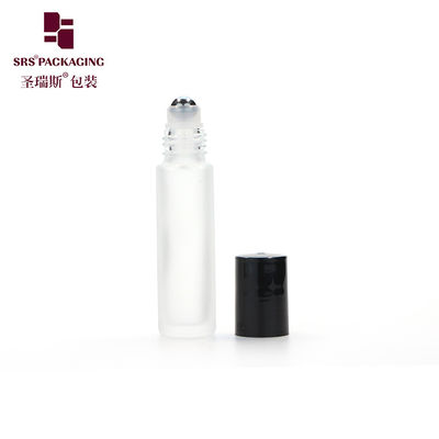 comprare quantità in magazzino bottiglia di olio essenziale in vetro a rulli vuoti con gomma 10 ml con coperchio di plastica nera online manufacture