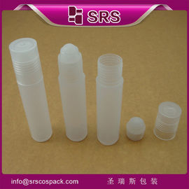 Rollo di plastica su bottiglia RPP-10ml con tappo in pp e palla in pp, contenitore lucido per le labbra
