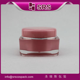 Contenitore per la cura della pelle di colore rosa, contenitori per cosmetici di plastica
